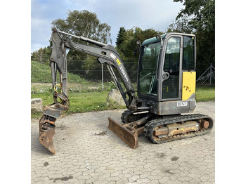 حفارة مصغرة VOLVO ECR25D