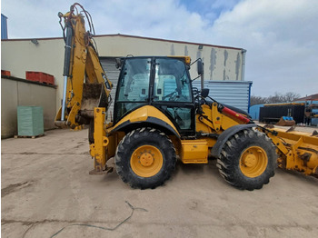 حفار متعدد الاستخدام CATERPILLAR