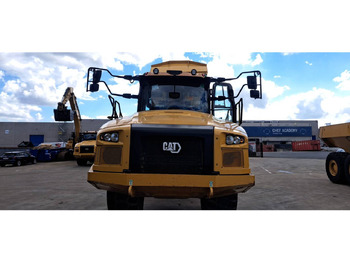 شاحنة مفصلية CATERPILLAR 730