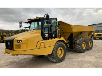 شاحنة مفصلية CATERPILLAR 730