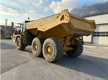 شاحنة مفصلية CAT 730: صور 5