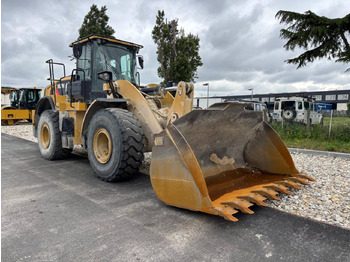 اللودر بعجل CATERPILLAR 962M