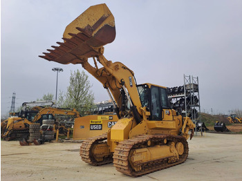 اللودر المجنزر CATERPILLAR 973