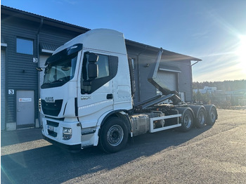 شاحنة ذات الخطاف IVECO Stralis 560