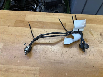 المحرك و قطع الغيار SCANIA