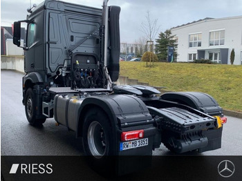 شاحنة جرار Mercedes-Benz Actros 1851 LS: صور 3