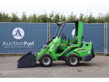 اللودر بعجل AVANT