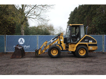 اللودر بعجل Caterpillar 908: صور 2 اللودر بعجل Caterpillar 908: صور 2