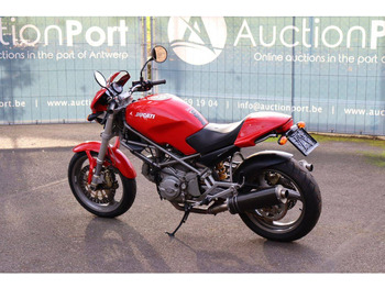 دراجة بخارية Ducati Monster 600: صور 3 دراجة بخارية Ducati Monster 600: صور 3