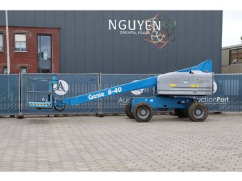 رافعات سلة تلسكوبية GENIE