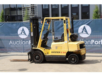 رافعة شوكية تعمل بالغاز Hyster H2.50XM: صور 3