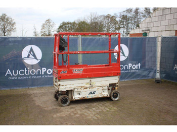 رافعات مقصية JLG