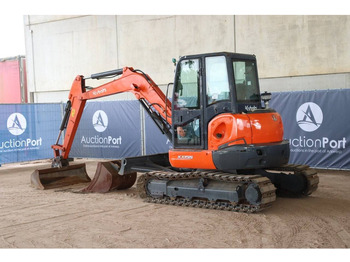 حفارات زحافة Kubota KX155-5: صور 4 حفارات زحافة Kubota KX155-5: صور 4