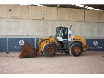 اللودر بعجل LIEBHERR L 538