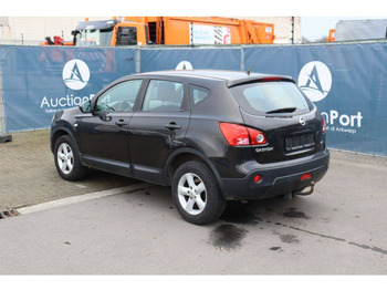 سيدان Nissan QASHQAI: صور 5