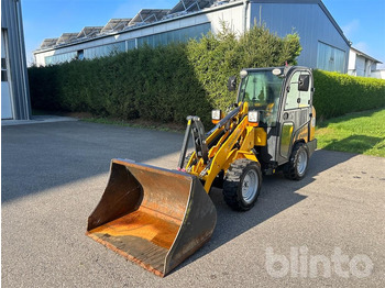 لودر مفصلي صغير SCHÄFFER