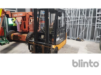 رافعة شوكية STILL R20