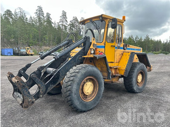 اللودر بعجل VOLVO L70