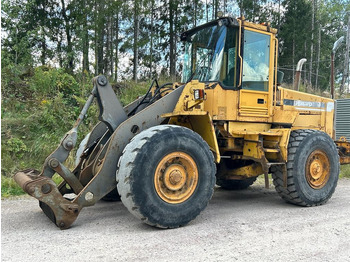 اللودر بعجل VOLVO L90C