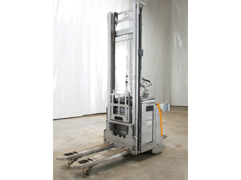 معدات تكديس STILL