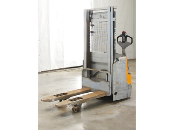 معدات تكديس STILL