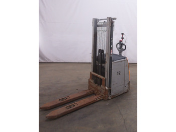 معدات تكديس STILL