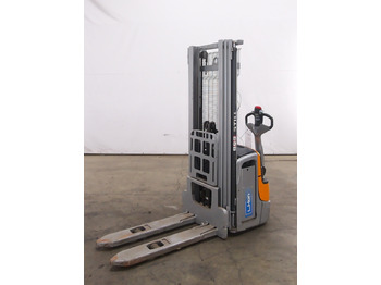 معدات تكديس STILL