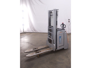 معدات تكديس STILL