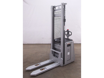 معدات تكديس STILL