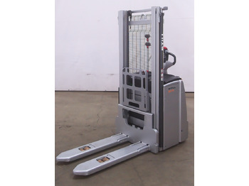 معدات تكديس STILL