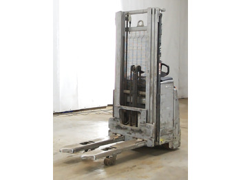 معدات تكديس STILL