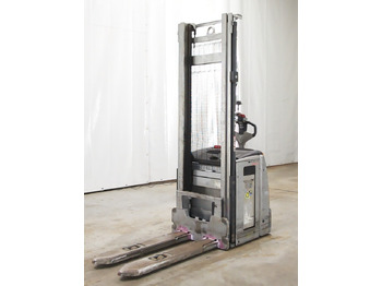 معدات تكديس STILL