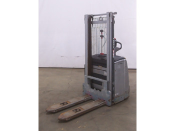 معدات تكديس STILL