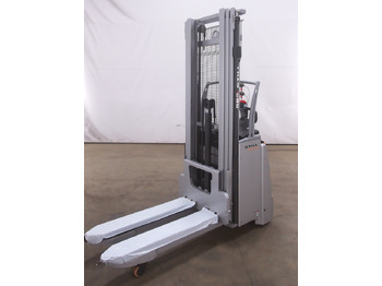 معدات تكديس STILL