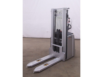 معدات تكديس STILL