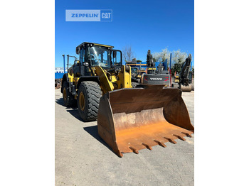 اللودر بعجل CATERPILLAR 962M