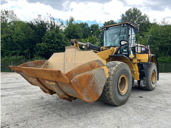 اللودر بعجل CATERPILLAR 966M