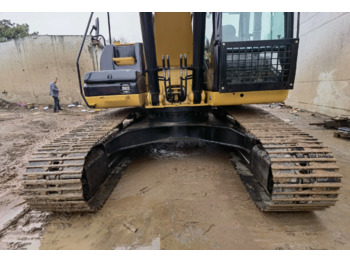 حفارات زحافة used cat325d excavators caterpillar 325D excavator machine 325D 330D second hand excavators: صور 4