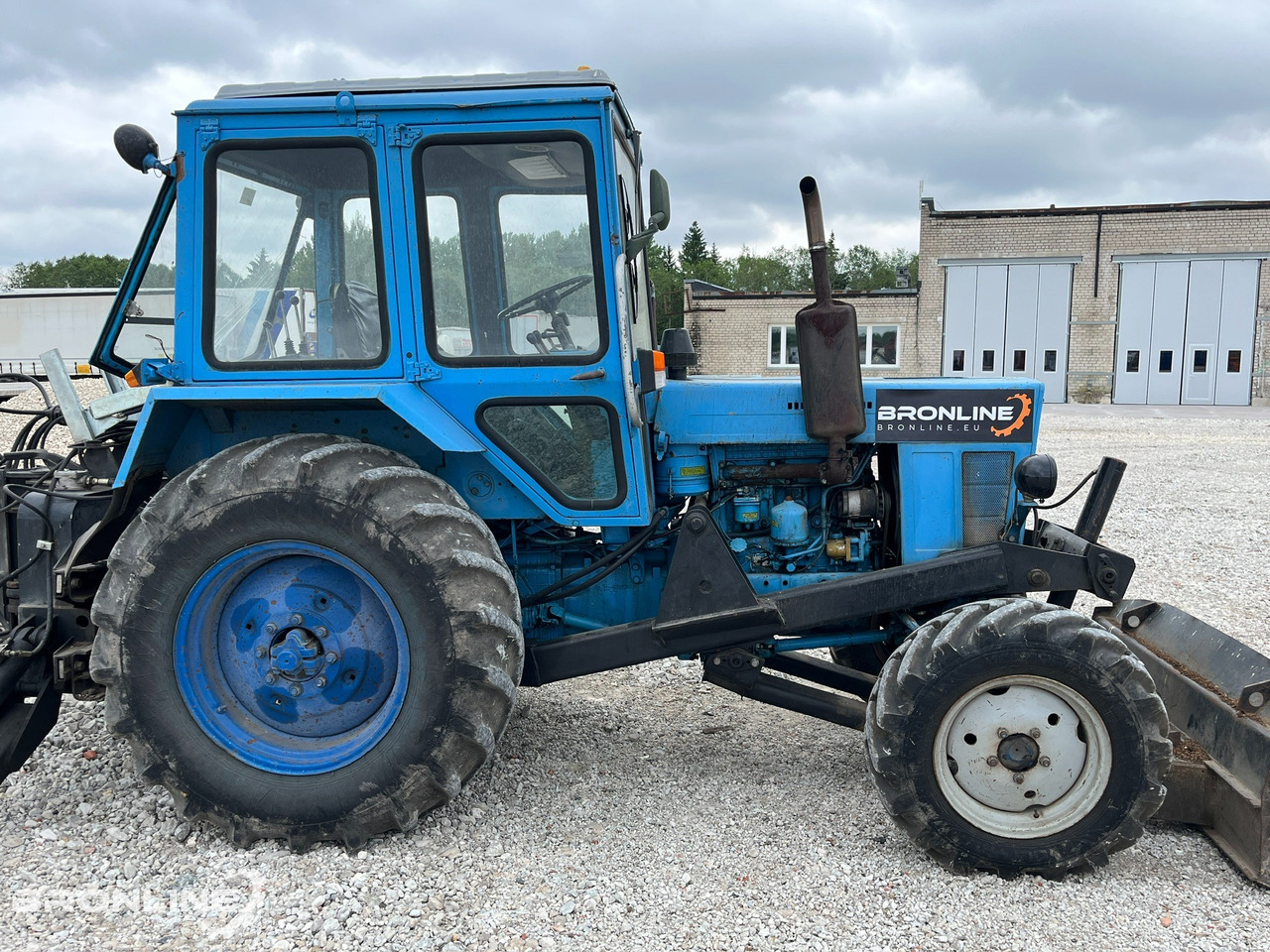 1992 MTZ 82 Traktor-ekskavaator - حفار متعدد الاستخدام: صور 4 1992 MTZ 82 Traktor-ekskavaator - حفار متعدد الاستخدام: صور 4