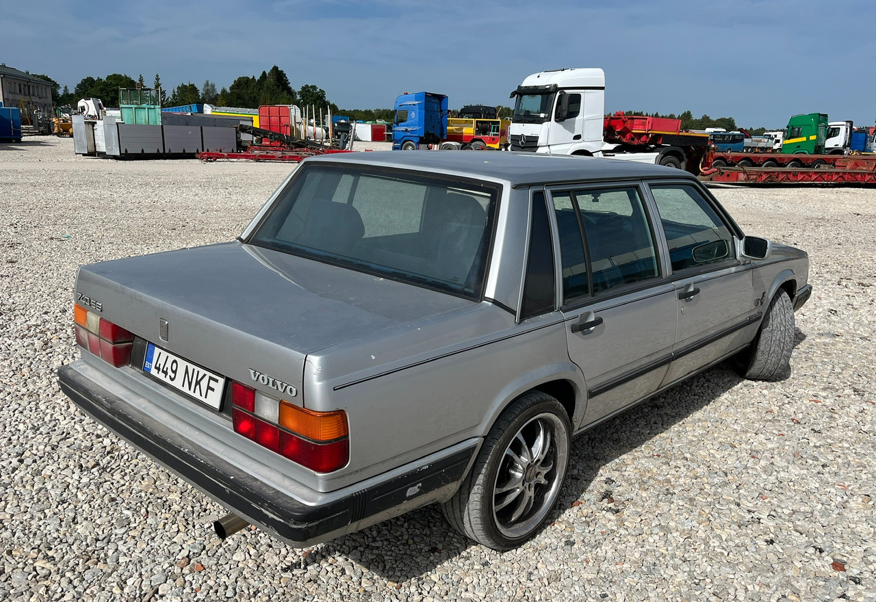 1992 VOLVO 740SE 2.3 85kW - سيارة: صور 4 1992 VOLVO 740SE 2.3 85kW - سيارة: صور 4