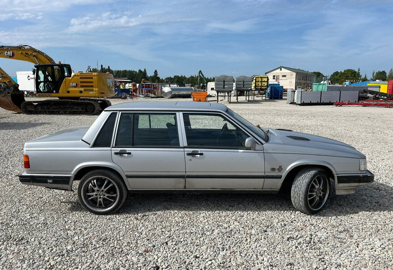 1992 VOLVO 740SE 2.3 85kW - سيارة: صور 3 1992 VOLVO 740SE 2.3 85kW - سيارة: صور 3