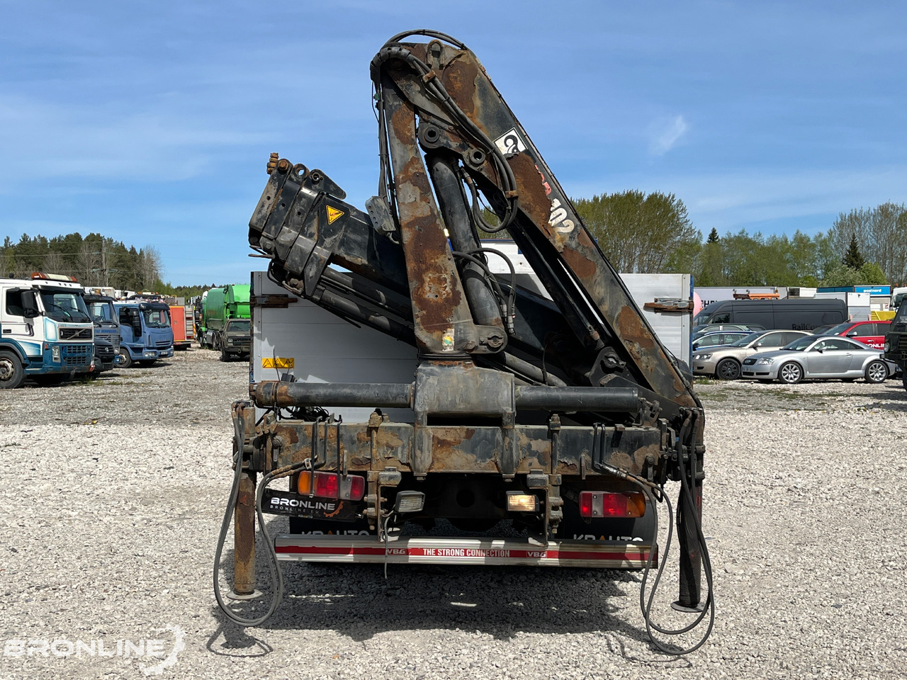 2000 Volvo FL220 4x2 + Hiab 102-4 - شاحنات مسطحة, شاحنة كرين: صور 5 2000 Volvo FL220 4x2 + Hiab 102-4 - شاحنات مسطحة, شاحنة كرين: صور 5