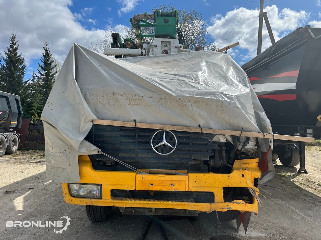 2003 MERCEDES-BENZ ACTROS 3240B 8X4/4 Mixer - شاحنة خلاطة خرسانة: صور 4 2003 MERCEDES-BENZ ACTROS 3240B 8X4/4 Mixer - شاحنة خلاطة خرسانة: صور 4