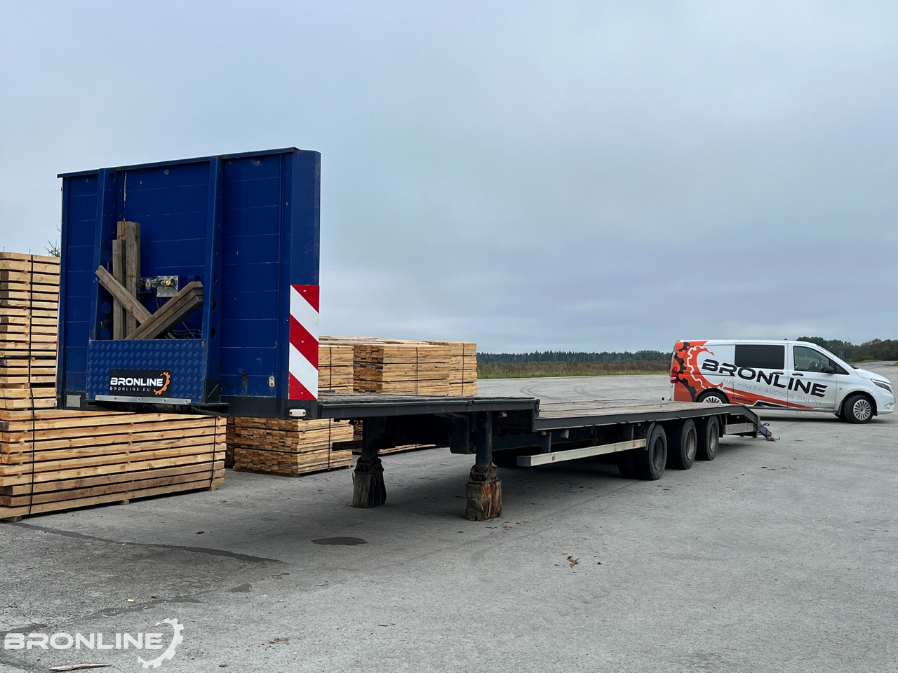 2003 WECON S327 LK20 3-axle trailer - عربة مسطحة منخفضة نصف مقطورة: صور 1 2003 WECON S327 LK20 3-axle trailer - عربة مسطحة منخفضة نصف مقطورة: صور 1