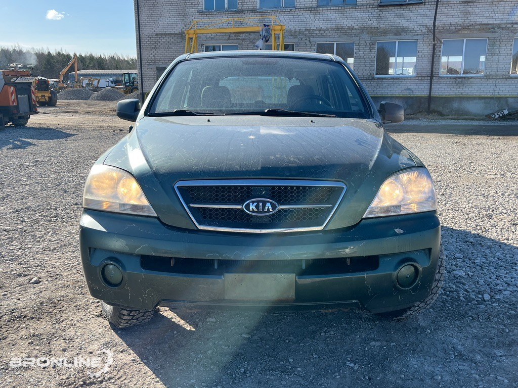 2004 KIA Sorento 4x4 - سيارة: صور 3 2004 KIA Sorento 4x4 - سيارة: صور 3