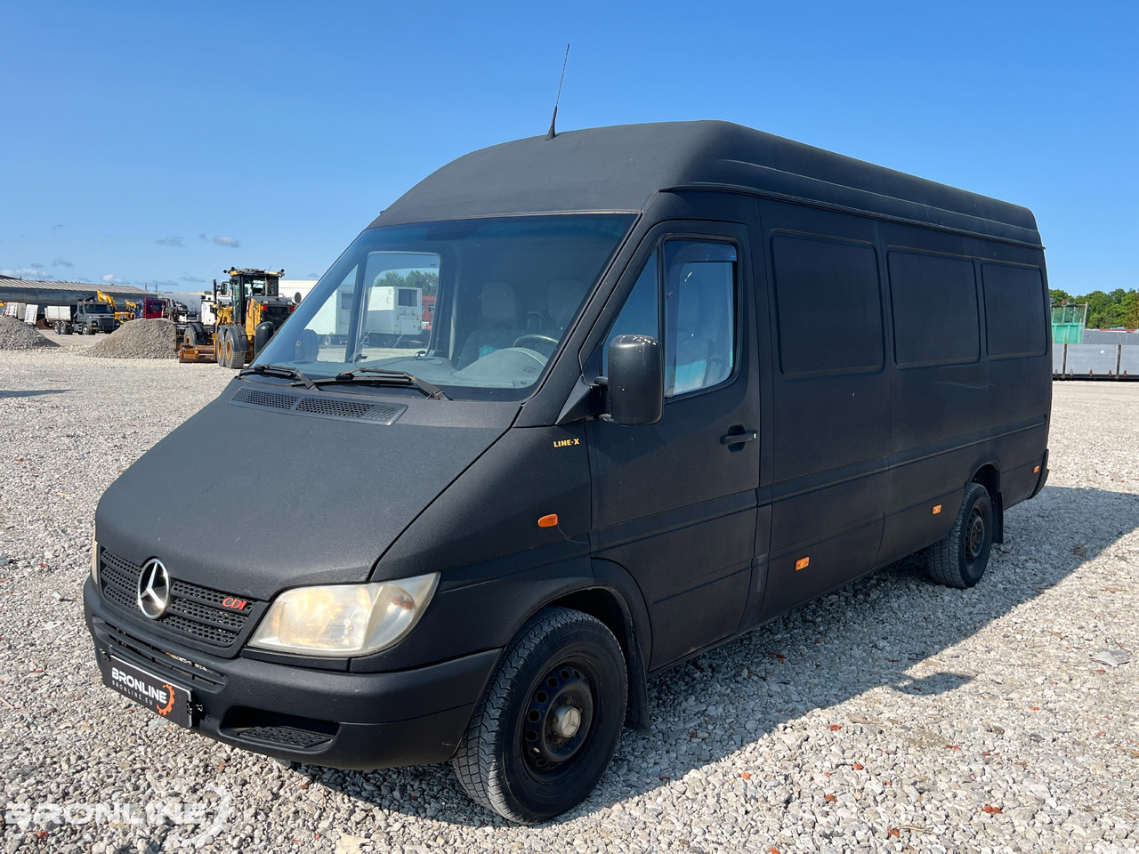 2004 Mercedes-Benz Sprinter 313 CDI 2.2d 95kW - فان: صور 1 2004 Mercedes-Benz Sprinter 313 CDI 2.2d 95kW - فان: صور 1