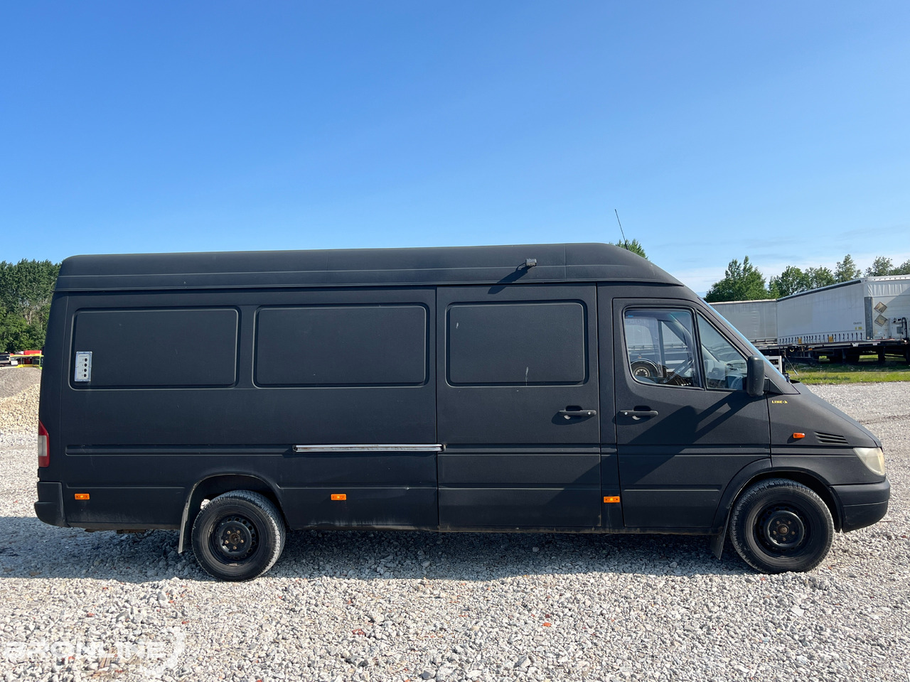 2004 Mercedes-Benz Sprinter 313 CDI 2.2d 95kW - فان: صور 4 2004 Mercedes-Benz Sprinter 313 CDI 2.2d 95kW - فان: صور 4