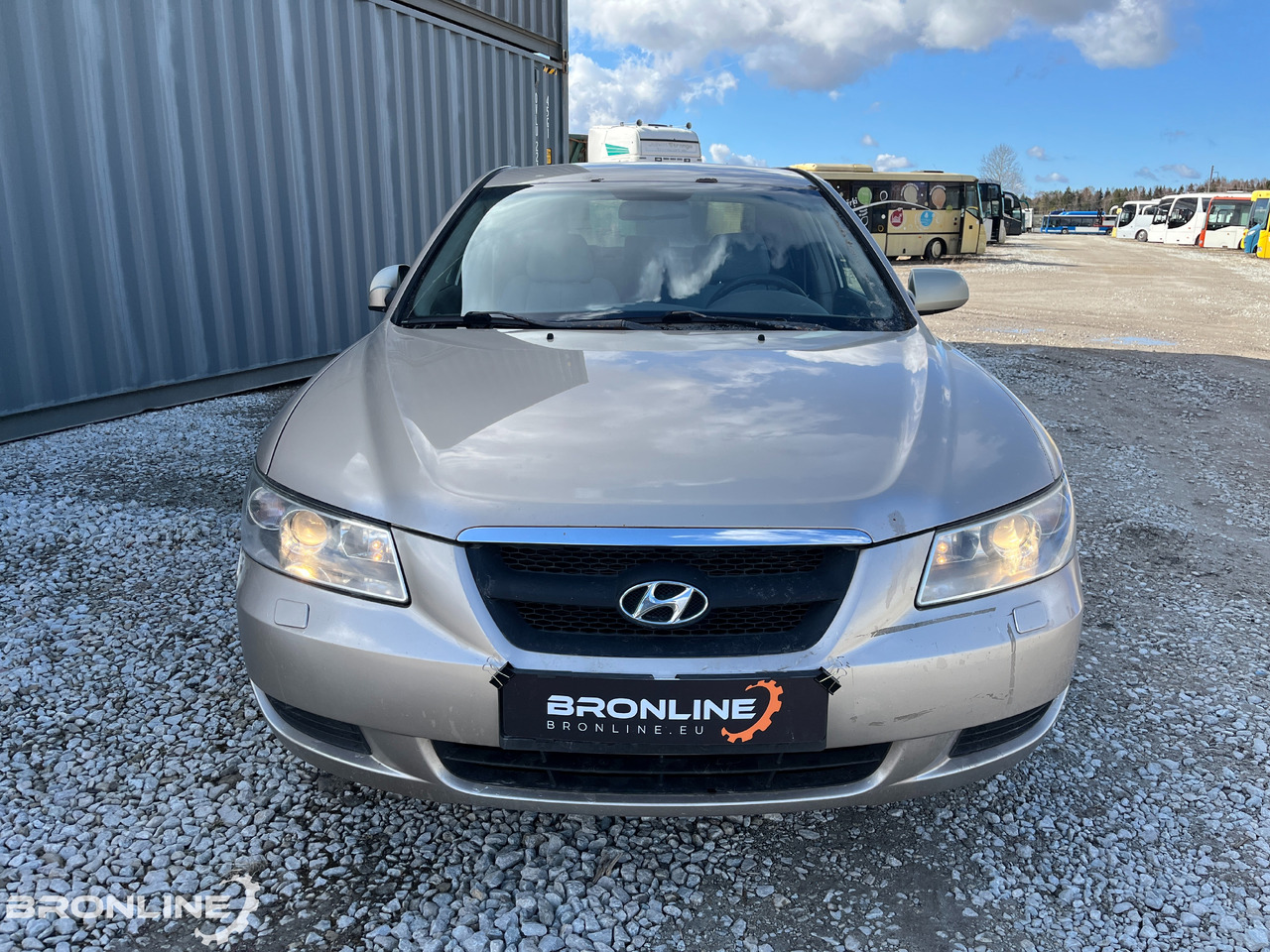 2005 Hyundai Sonata 2.0 106kW - سيارة: صور 3 2005 Hyundai Sonata 2.0 106kW - سيارة: صور 3