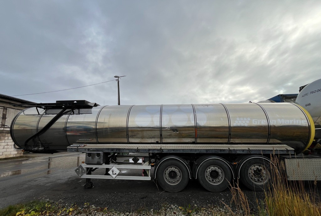 2009 KÄSSBOHRER STS32 ADR tanker semi-trailer - نصف مقطورة صهريج: صور 3 2009 KÄSSBOHRER STS32 ADR tanker semi-trailer - نصف مقطورة صهريج: صور 3
