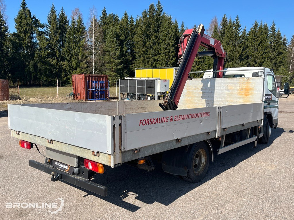 2011 Mitsubishi Fuso Canter + HMF 635K3 - شاحنات مسطحة: صور 5 2011 Mitsubishi Fuso Canter + HMF 635K3 - شاحنات مسطحة: صور 5